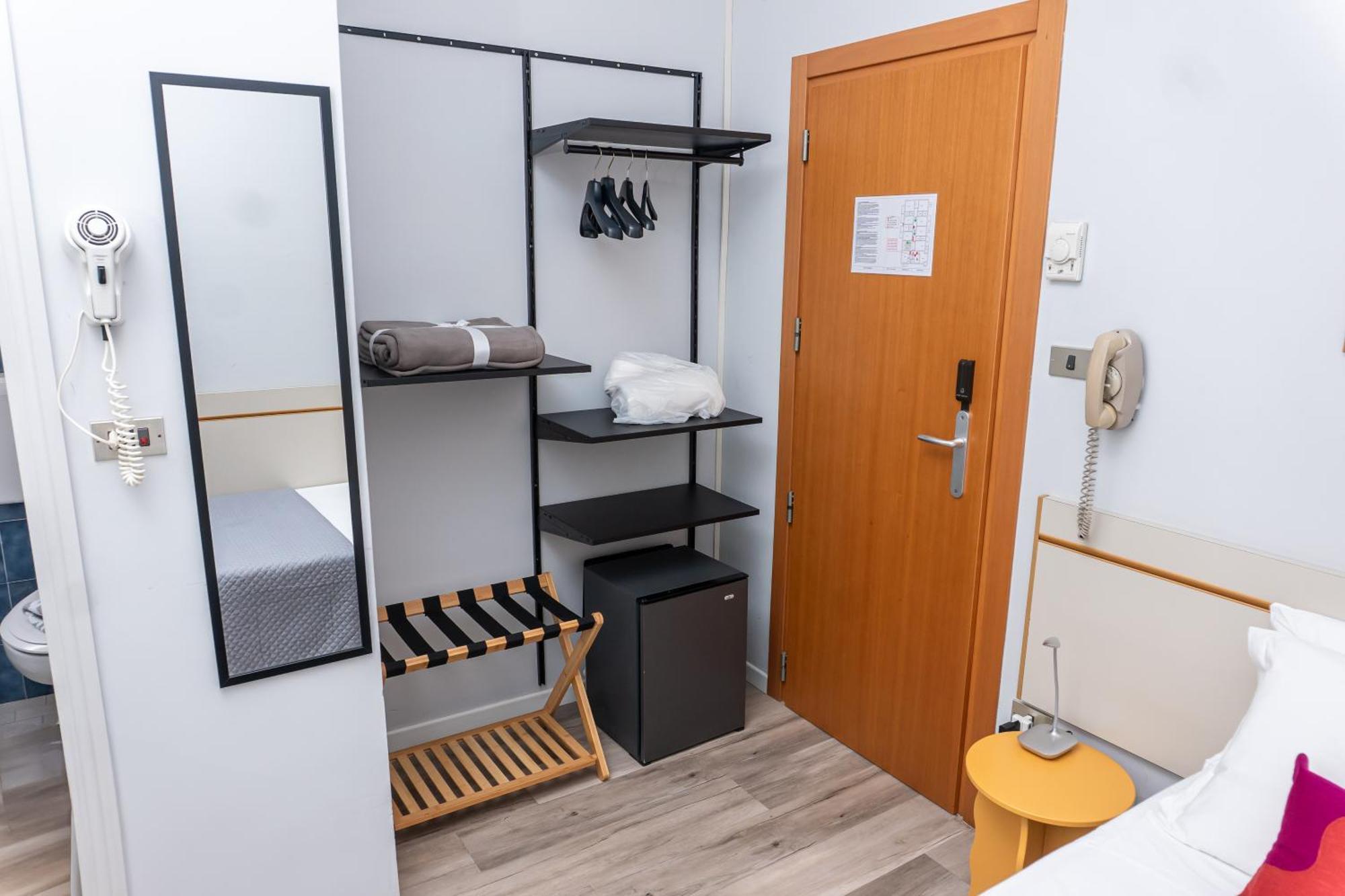 Single Room,1678641700:JPEG